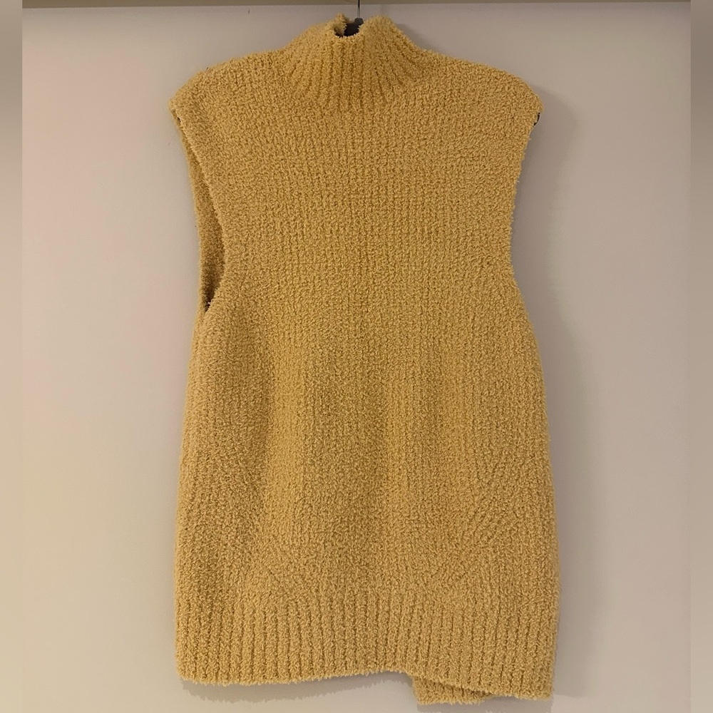 Zara Cowl Neck Sleeveless Sweater in Yellow
